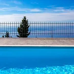 Ble On Blue Villa