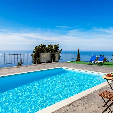 Vila Ble On Blue