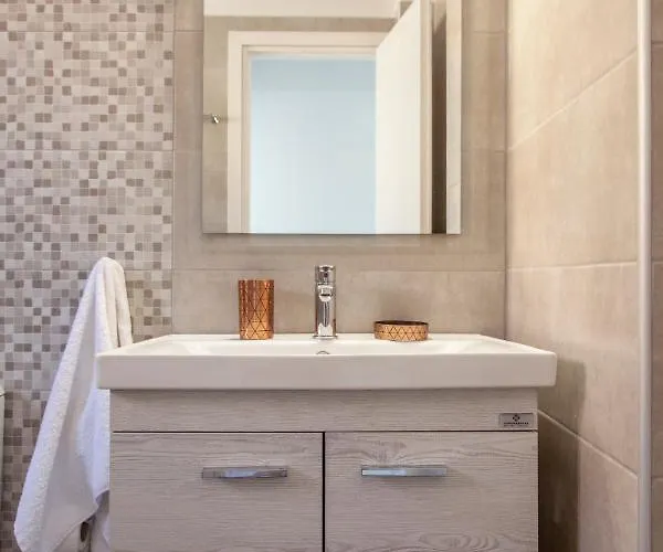 فيلة Ble On Blue Athánion